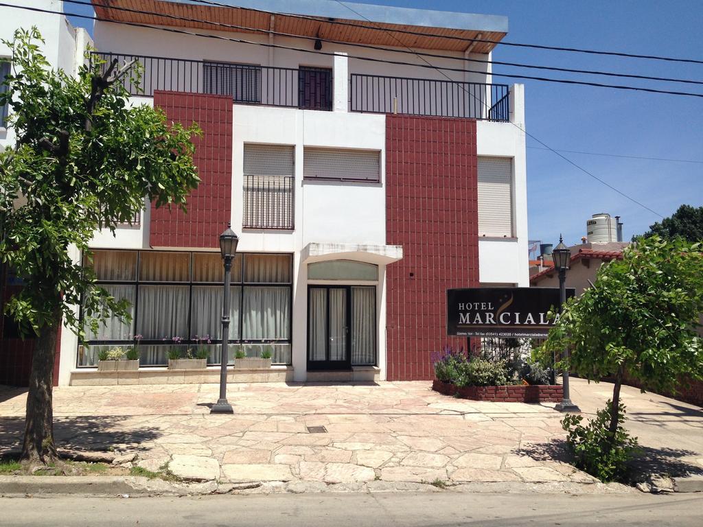 Hotel Marciala فيلا كارلوس باز المظهر الخارجي الصورة